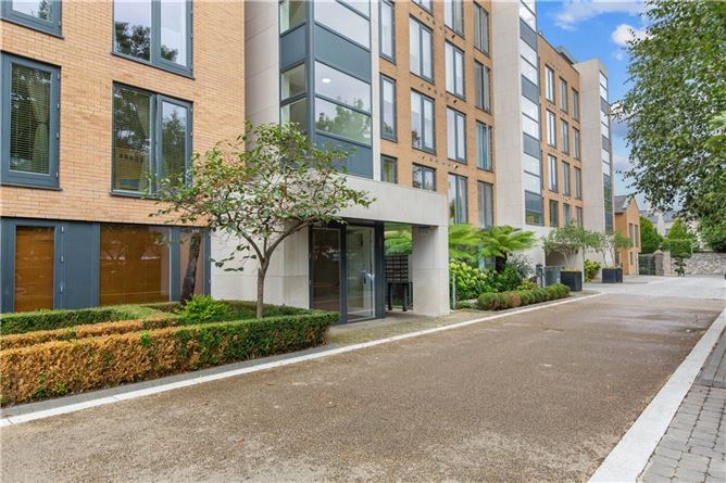 82 BLOOMFIELD PARK, BALLSBRIDGE, DUBLIN 4