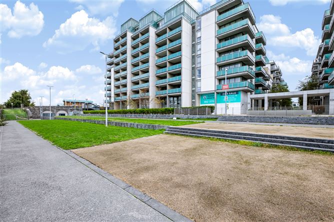 APARTMENT 52, CLONCURRY HOUSE, SPENCER DOCK, DUBLIN 1
