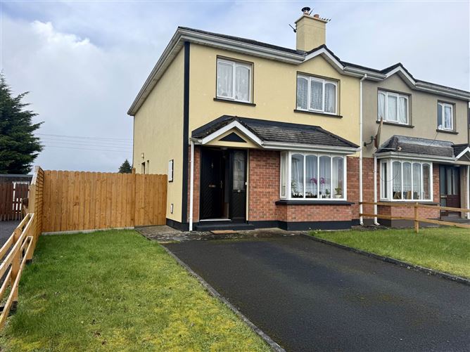 16 Abbey Vale, Ballyhaunis, County Mayo