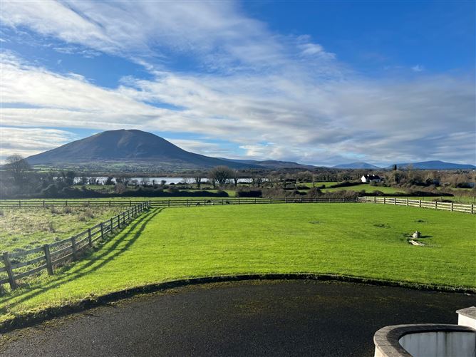 Errew, Castlehill, Ballina, Co. Mayo