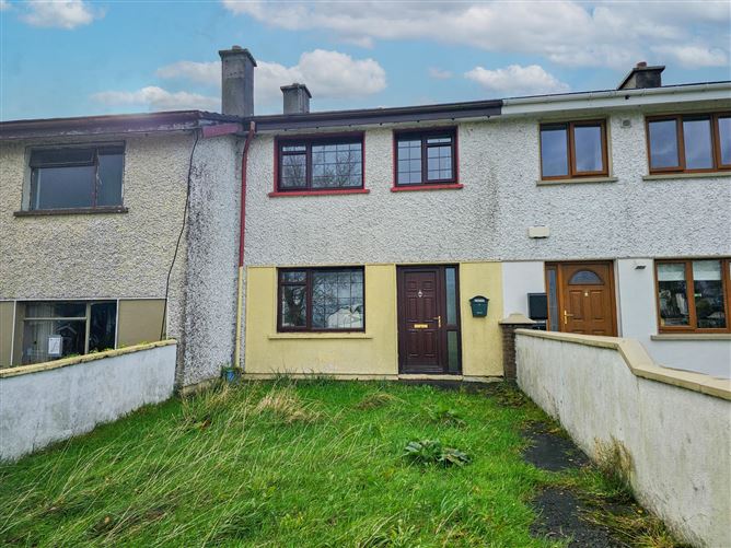 2 Riverdale Court, Castlebar, Co. Mayo, F23C973
