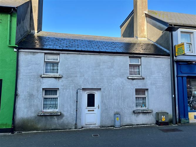 New Antrim Street, Castlebar, Co. Mayo