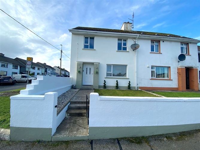 82 Ard Connell, Ardara, Co. Donegal