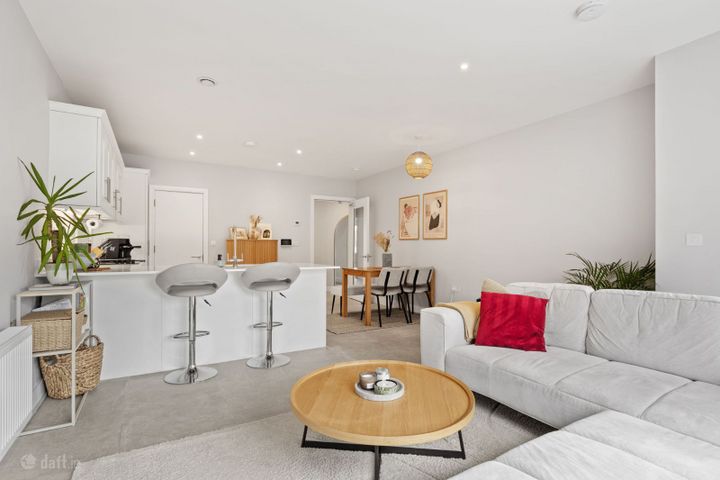 APARTMENT 7, BERANGER HOUSE, ROEBUCK ROAD, DUBLIN 14
