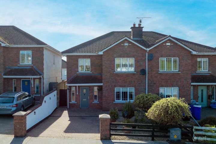 3 Percy French Place, Oldcastle Road, Ballyjamesduff, County Cavan