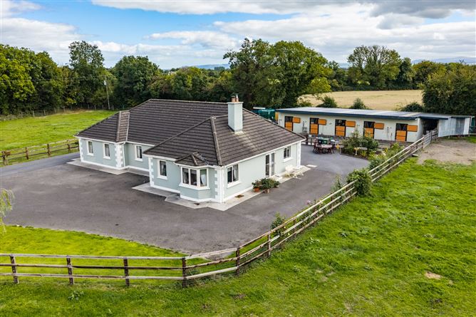 THE BUNGALOW, CURRYHILLS, PROSPEROUS