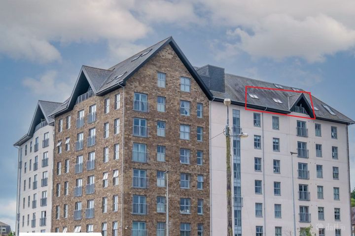 710 PIER HEAD APARTMENTS, STORE STREET, YOUGHAL, CO. CORK