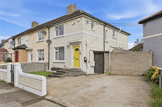 43 Yellow Road, Whitehall