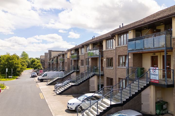 6 BELARMINE VALE, STEPASIDE, DUBLIN 18