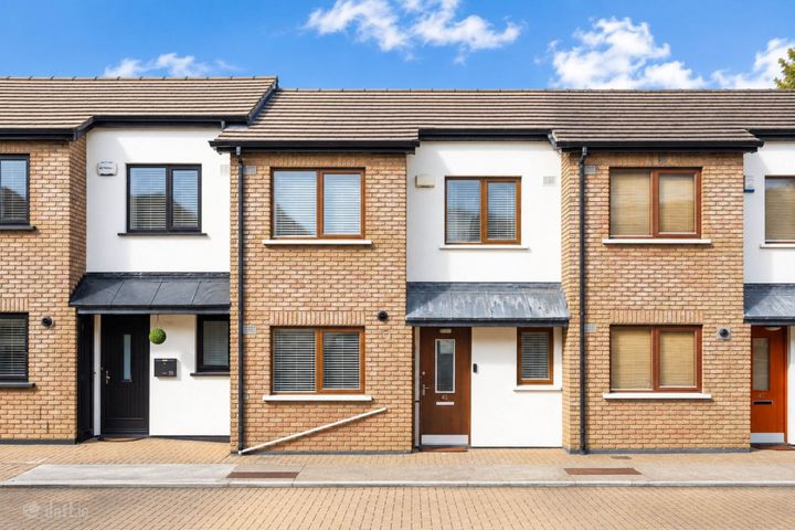 41 Hunters Court, Ballycullen, Dublin 24