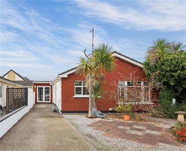 11 KENURE LAWNS, RUSH, DUBLIN