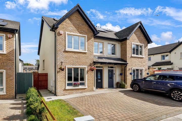 6 Cois Glaisin Avenue, Johnstown, Navan