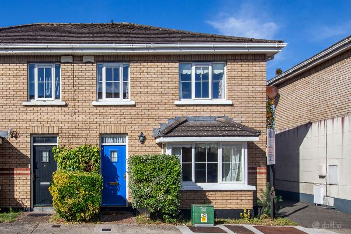 4 MOUNT EUSTACE WALK, TYRRELSTOWN, DUBLIN 15