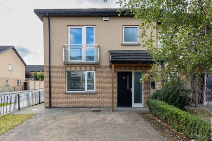 No. 37 Silken Park Avenue, Old Naas Road, Kingswood