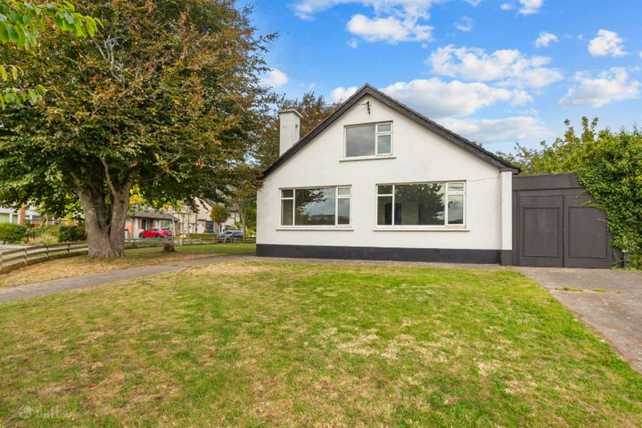 10 Wyattville Park, Loughlinstown, Dublin