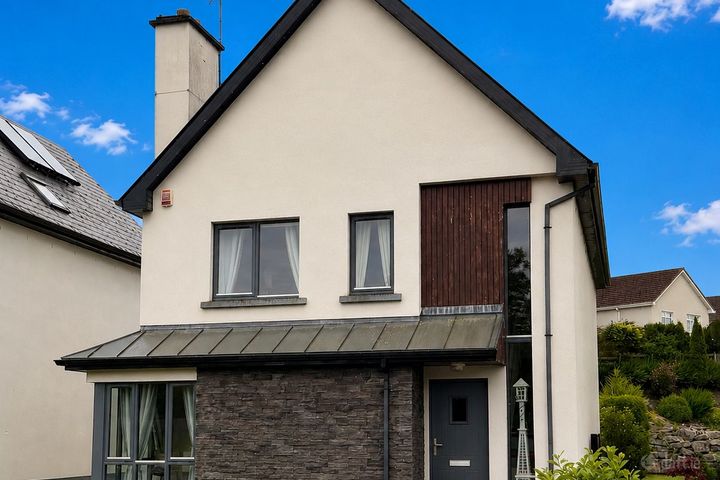 5 Allenbrook, Drumshanbo, County Leitrim