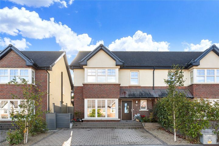 9 SEAGREEN AVENUE, BLACKLION, GREYSTONES