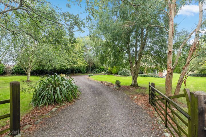 'Menagerie Manor, Hedge Road, , Garristown, Meath
