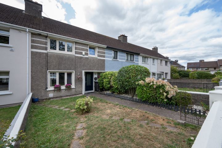 7 Saint Josephs Park, Lotabeg, Silversprings, Co. Cork, T23E0W2