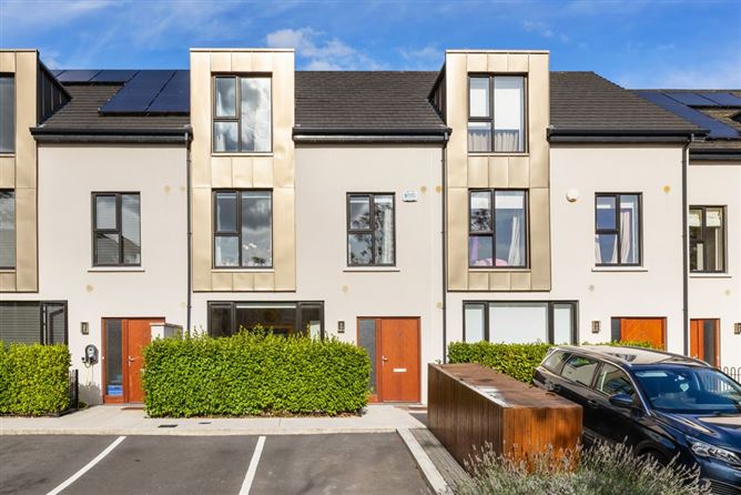 3 Jameson Court, The Glen, Watermill Road