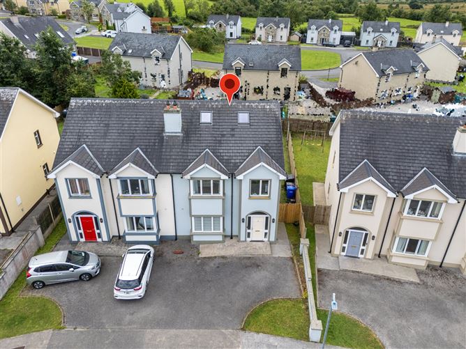 11 HOLLY PARK, LEITRIM VILLAGE, CARRICK ON SHANNON
