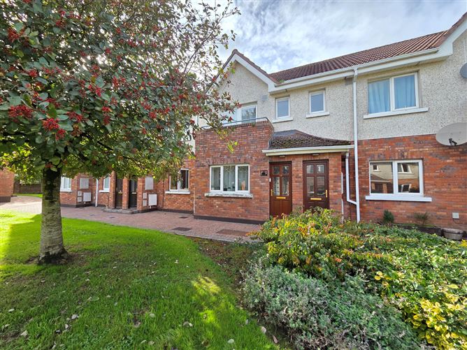34 THE COURTYARD, MAELDUIN, DUNSHAUGHLIN