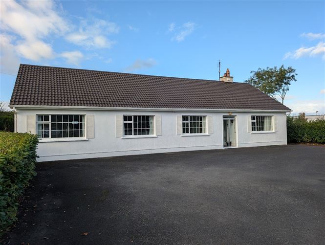 Ballyhaden, Borrisokane, Co Tipperary, E45C560