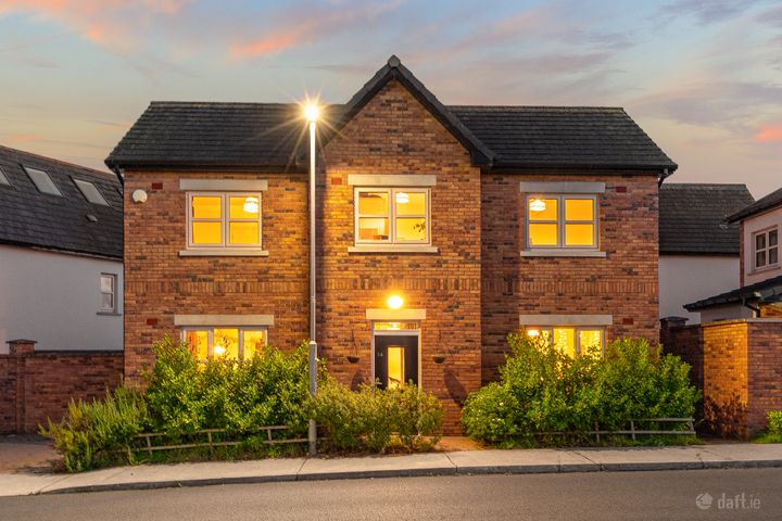 14 Morristown Crescent, The Paddocks, Newbridge