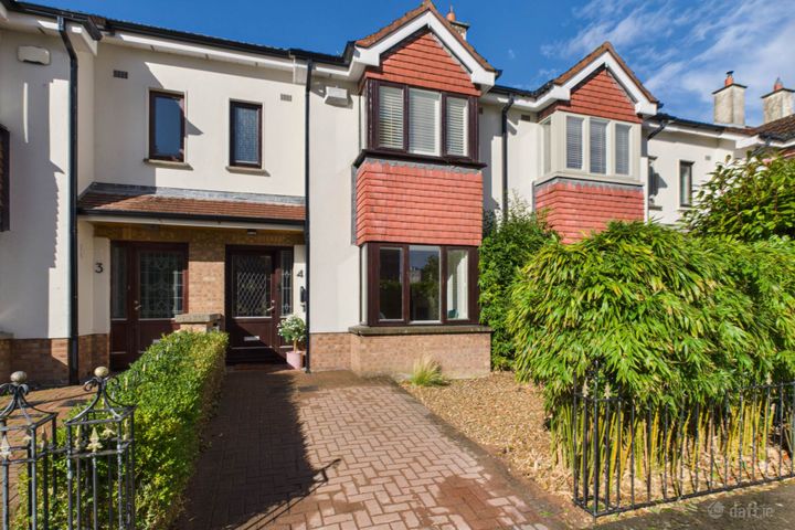 4 The Laurels, Mount Prospect Avenue, Clontarf, Dublin 3