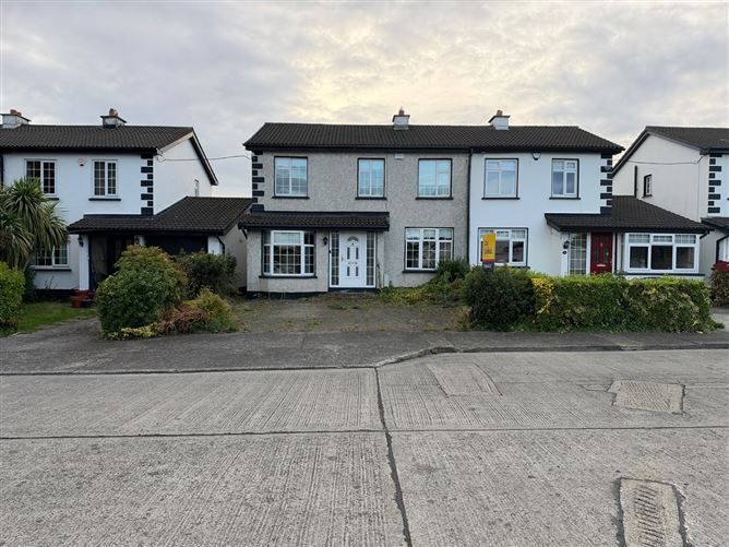 22 The Rise, Kingswood Heights, Dublin 24