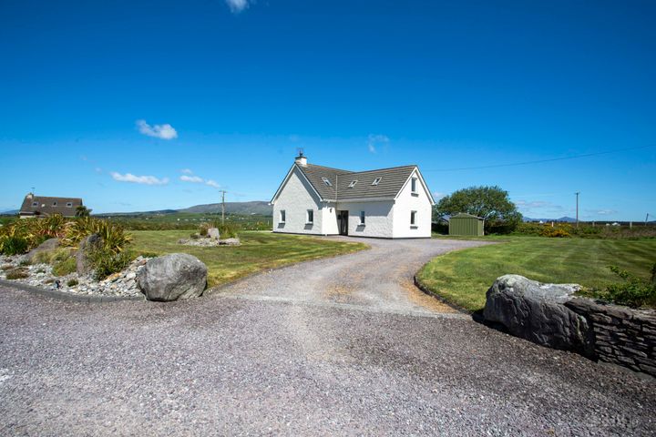 MUIREACH, WATERVILLE, KERRY