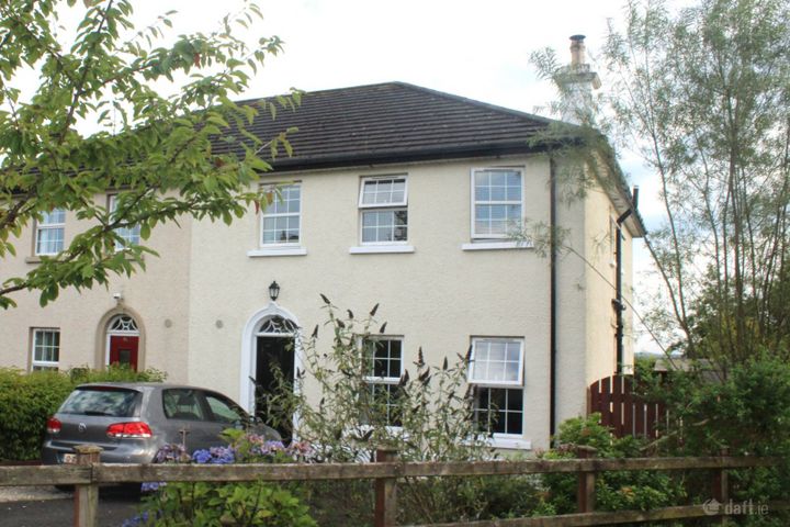42 THORNBERRY, LETTERKENNY, DONEGAL