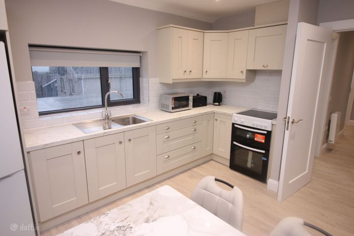 15B OLD YOUGHAL RD, MAYFIELD, CORK