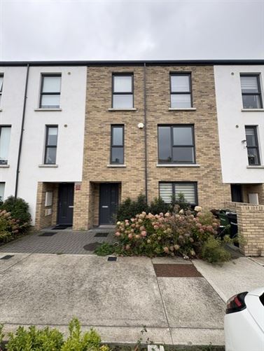 8 Aderrig Park Avenue, Adamstown, Lucan