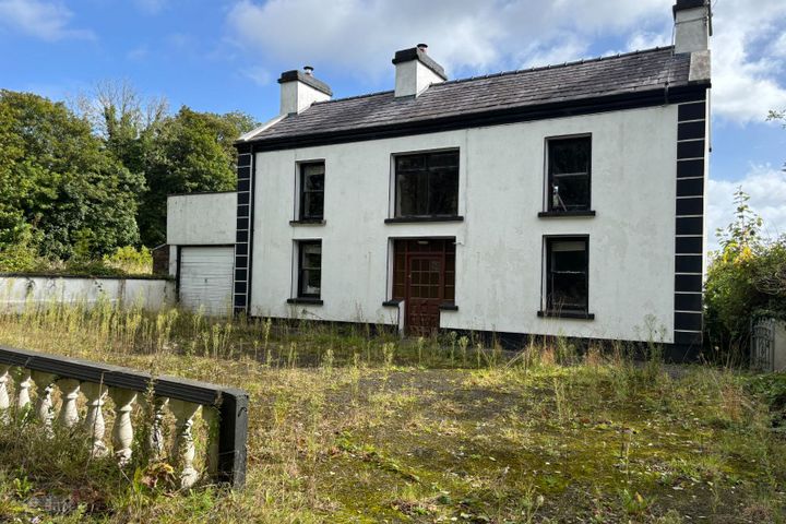 BLOOMFIELD, HOLLYMOUNT, MAYO
