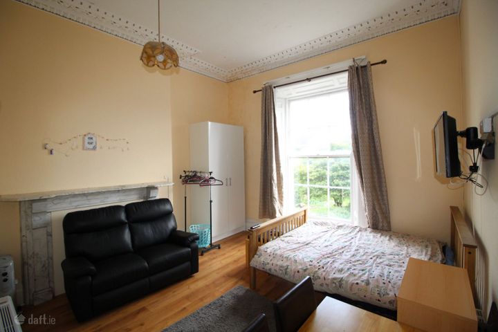 Terenure Road East, Rathgar, Dublin 6