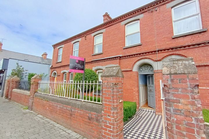 2 Saint Johns Villas, Mulgrave Street, Limerick City Centre, Co. Limerick, V94X0TV