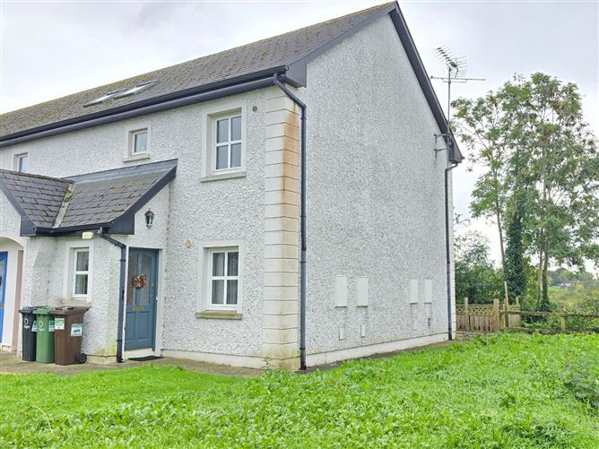 1 Railway Lough, Belturbet, Co. Cavan, H14PH57