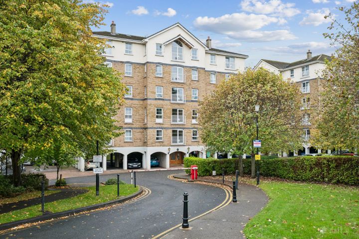 100 SHANAGARRY, MILLTOWN ROAD, DUBLIN 6