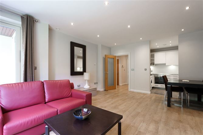 APT 5, GROVE HALL, GROVE AVE