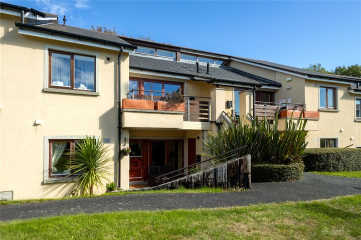 24 Druid's Court, Druids Glen, Newtownmountkennedy