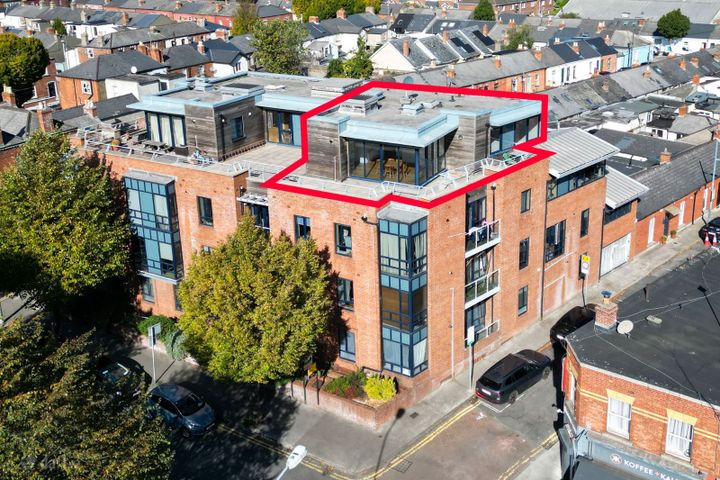 23 Valentia House , North Circular Road, Dublin 7