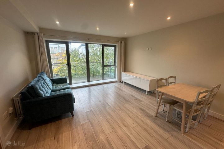 279 BEECHWOOD COURT, STILLORGAN, CO DUBLIN