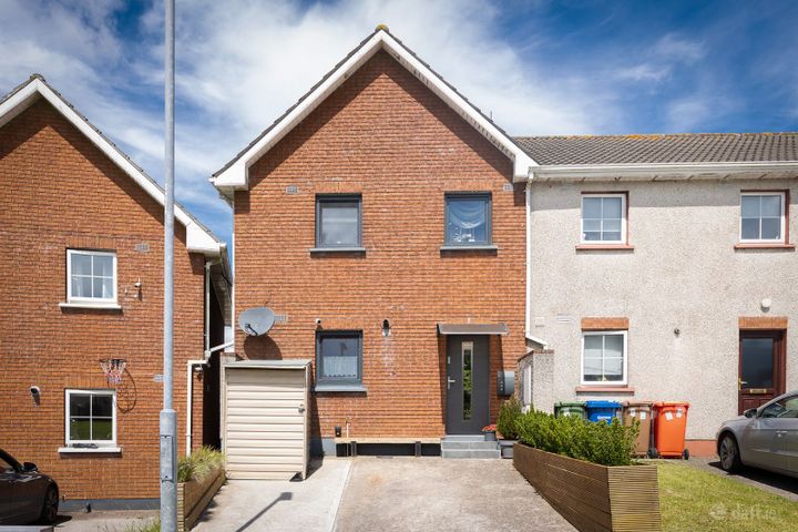 5 BALLYNOE DR, COBH, CORK