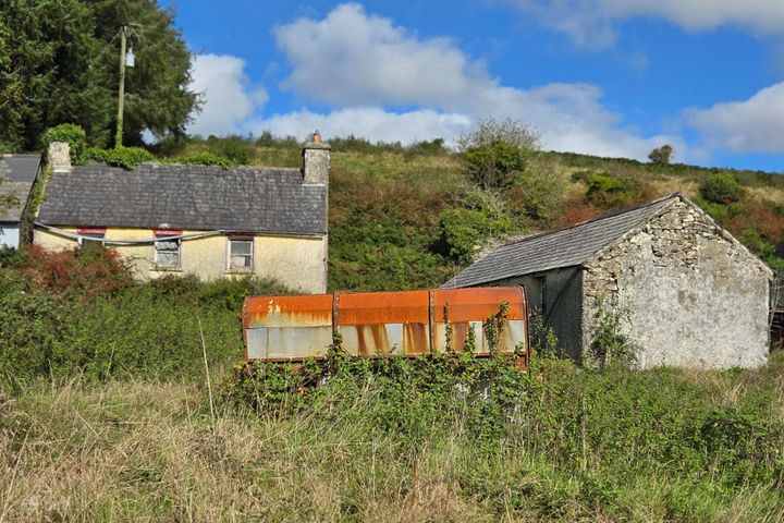 Closh House,Meenies, Drimoleague, West Cork