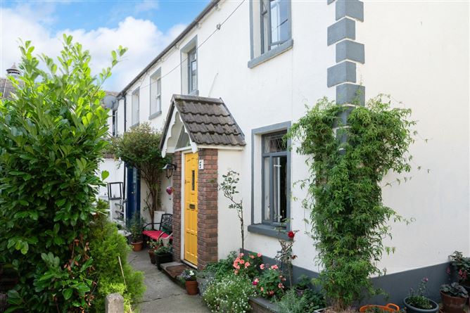 6 SWANVILLE PLACE, RATHMINES, DUBLIN 6