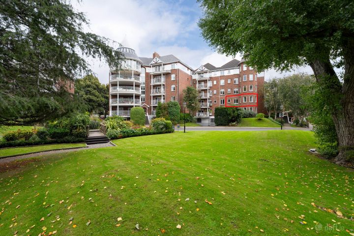142 The Sweepstakes, Ballsbridge, Dublin 4