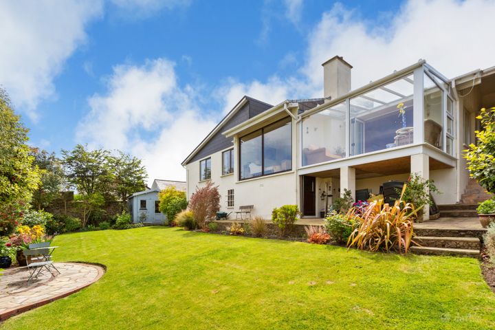 THE LITTLE PEAK, GLENALUA RD, KILLINEY