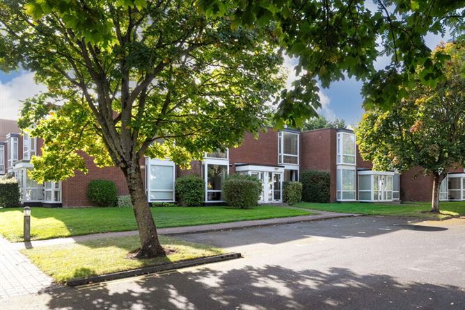 6 Cherbury Court, Booterstown, Blackrock, Co. Dublin