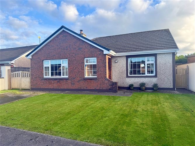15 Manor Village, Westport Road, Castlebar, Co. Mayo